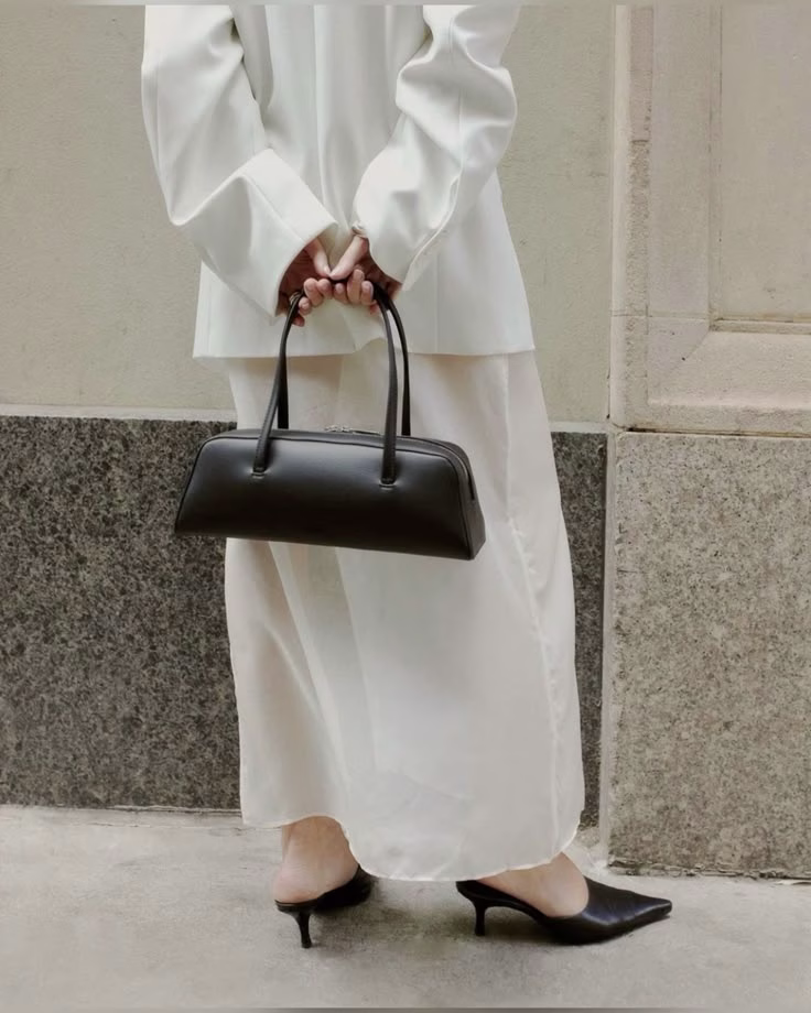 Chic East West bag Chic East West Handbag Trends