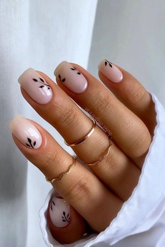 Minimalist Classy Nude Nail Designs