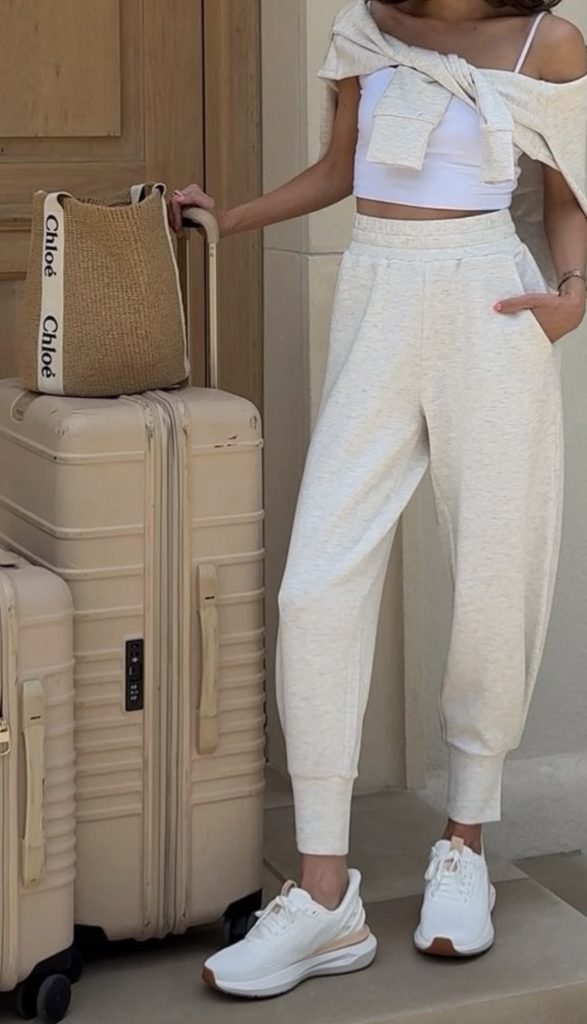 Chic Joggers Outfits