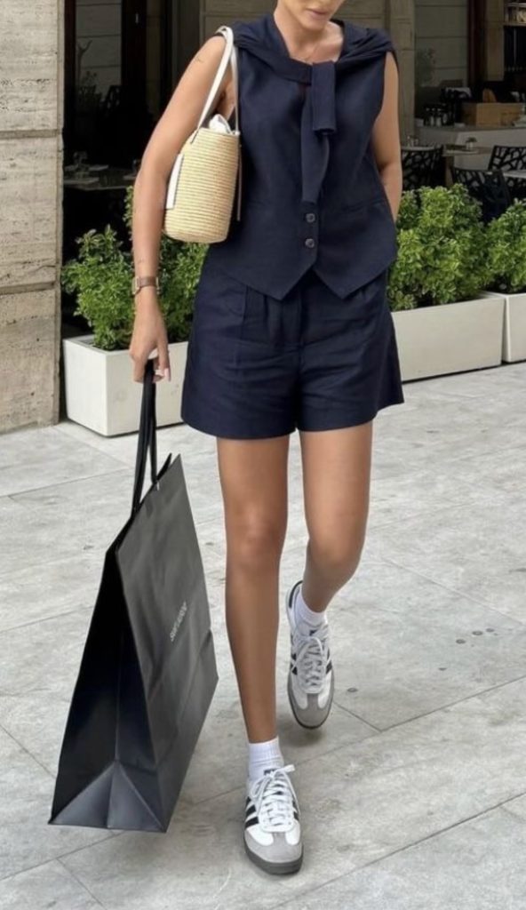 Chic Shorts Set Summer Airport Outfits