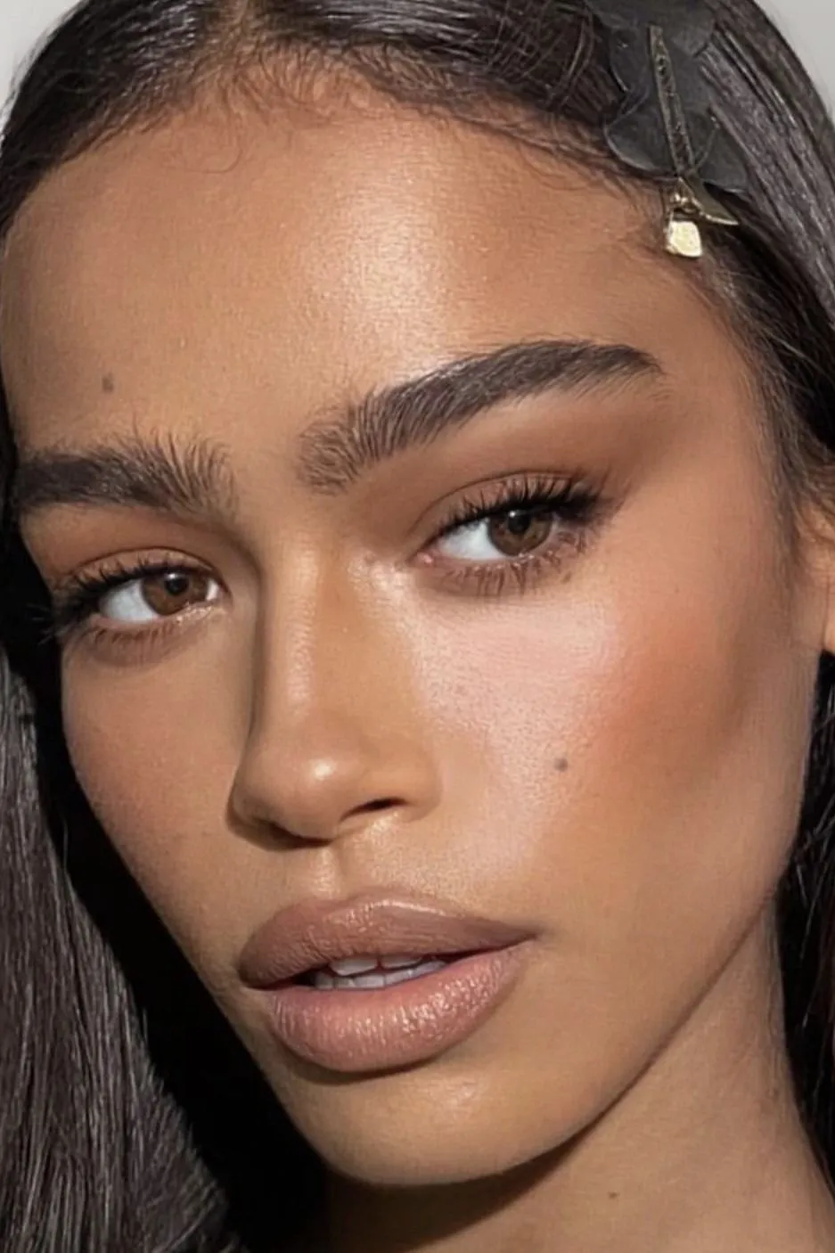 Cloudy Latte Matte Fall Makeup Looks