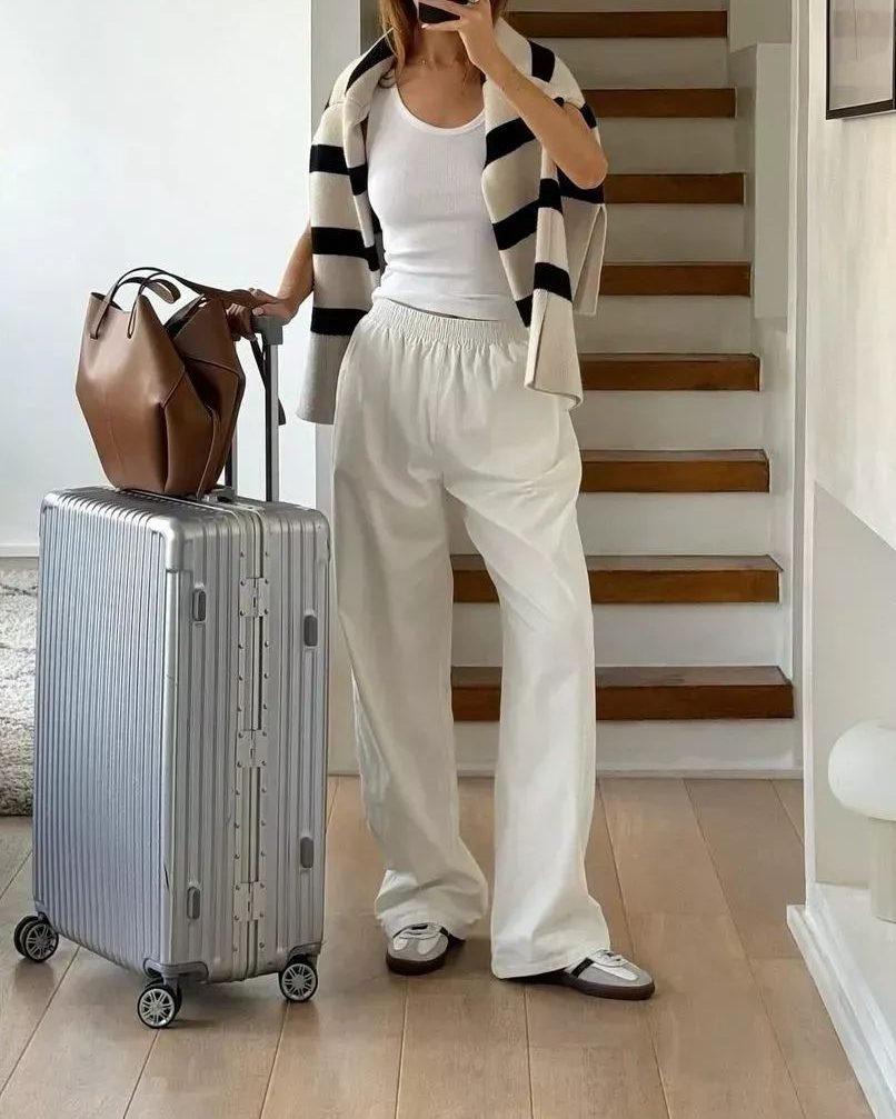 How to Layer Clothes for Travel
