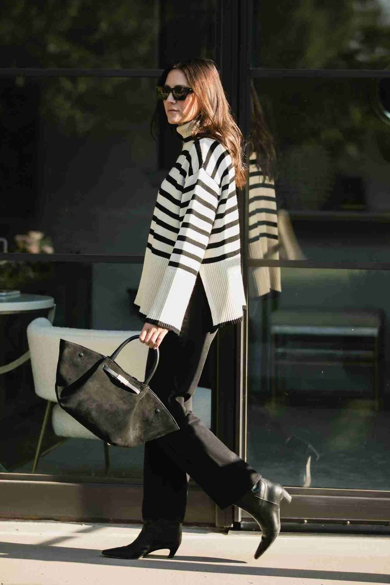 Striped Sweater High-Waisted Mom Jeans Outfit Idea