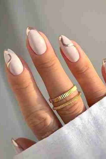 Hint of Gold Nail ideas