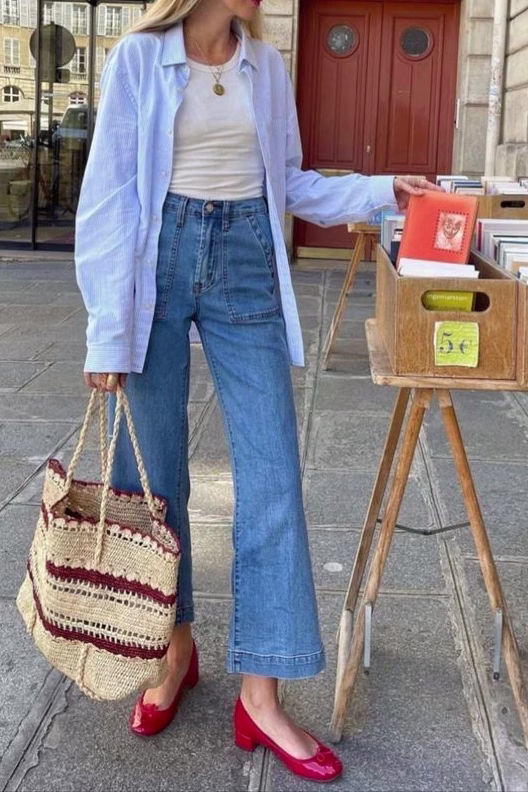 Paris Lightweight Layers outfit